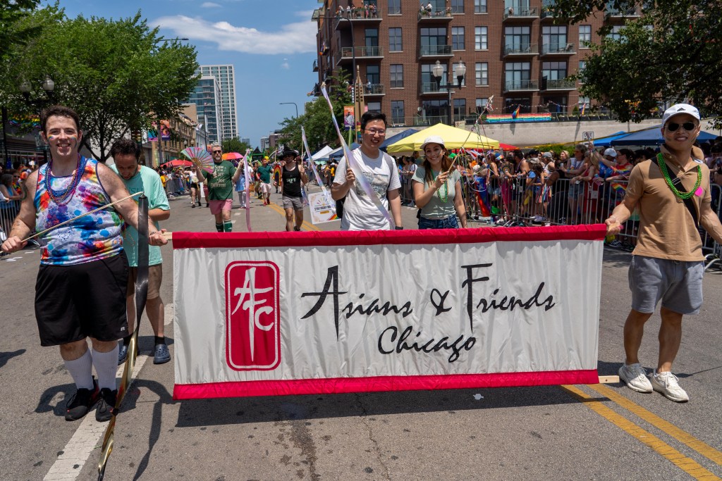 The 2025 Chicago Pride Parade through the lens of Ronit Bezalel - Windy ...