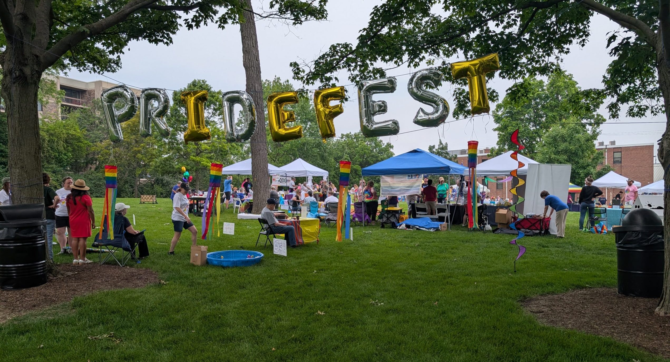 70+ LGBTQ+ events in the Chicago suburbs and across Illinois